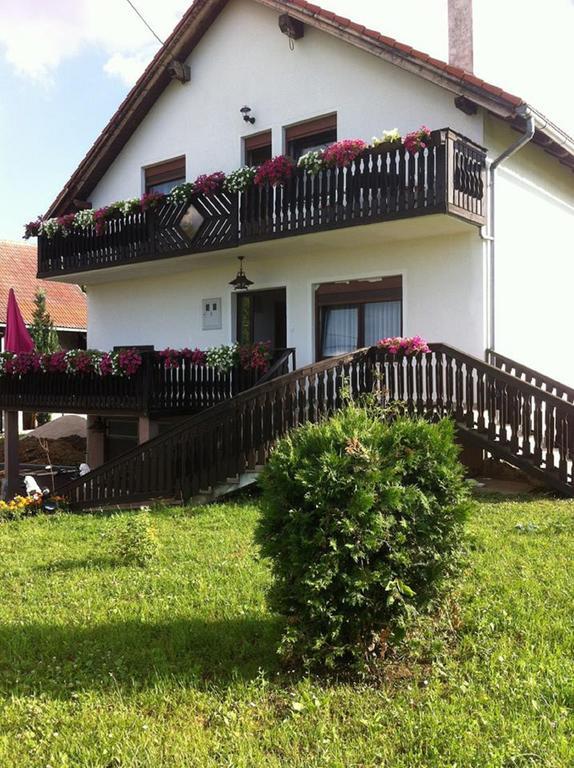 Guesthouse Magdalena Rakovica Luaran gambar